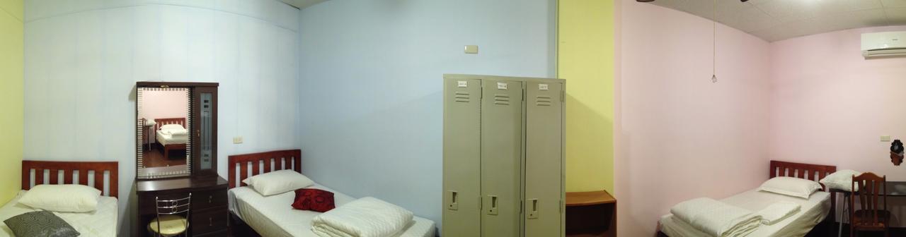 Handy Hostel Hualien stad Exteriör bild