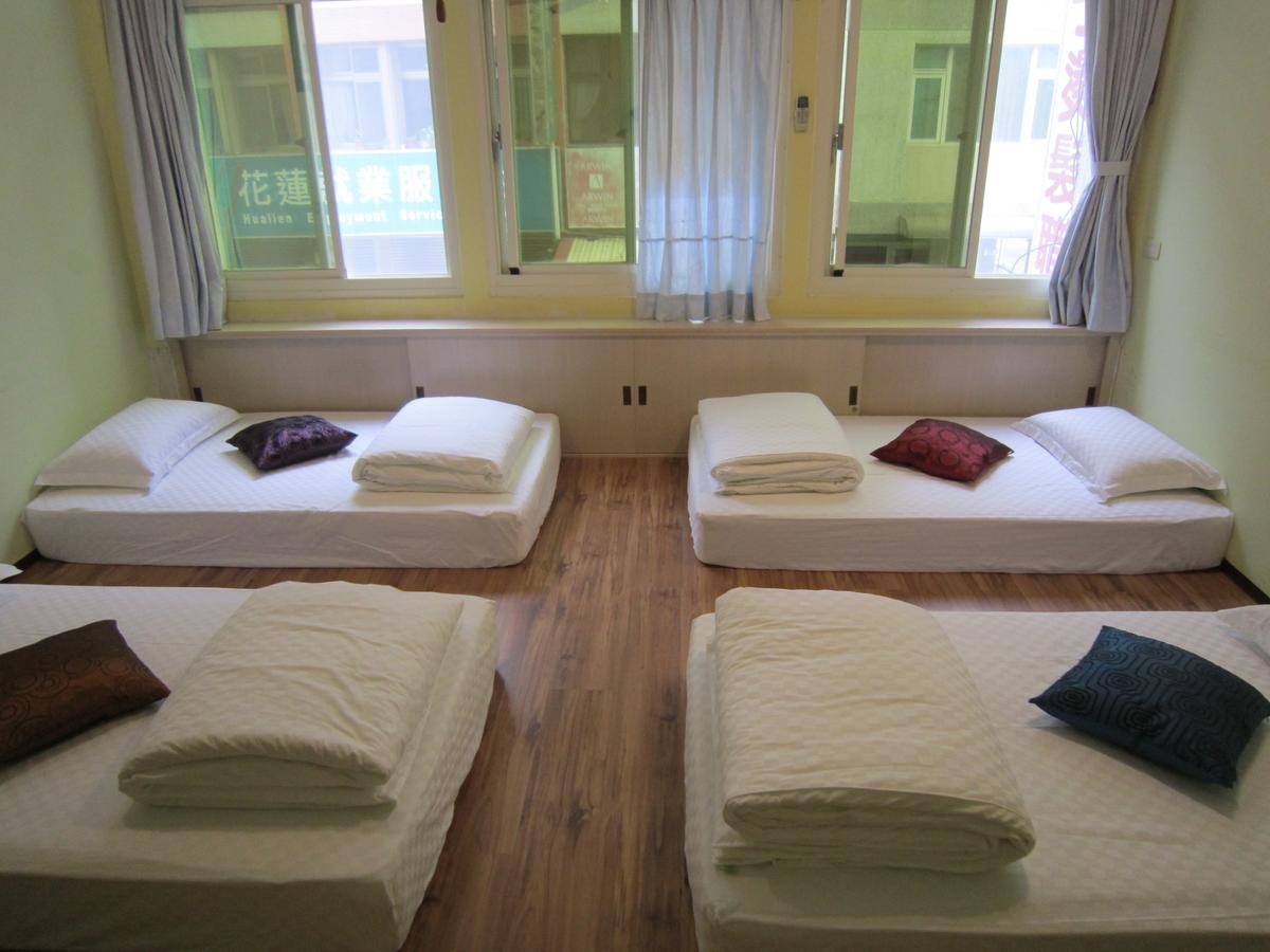 Handy Hostel Hualien stad Exteriör bild