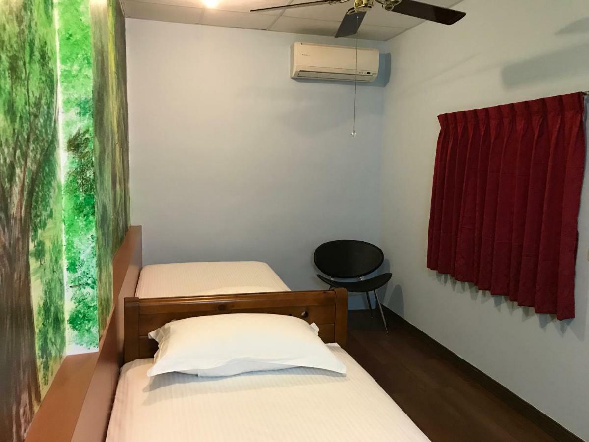 Handy Hostel Hualien stad Exteriör bild